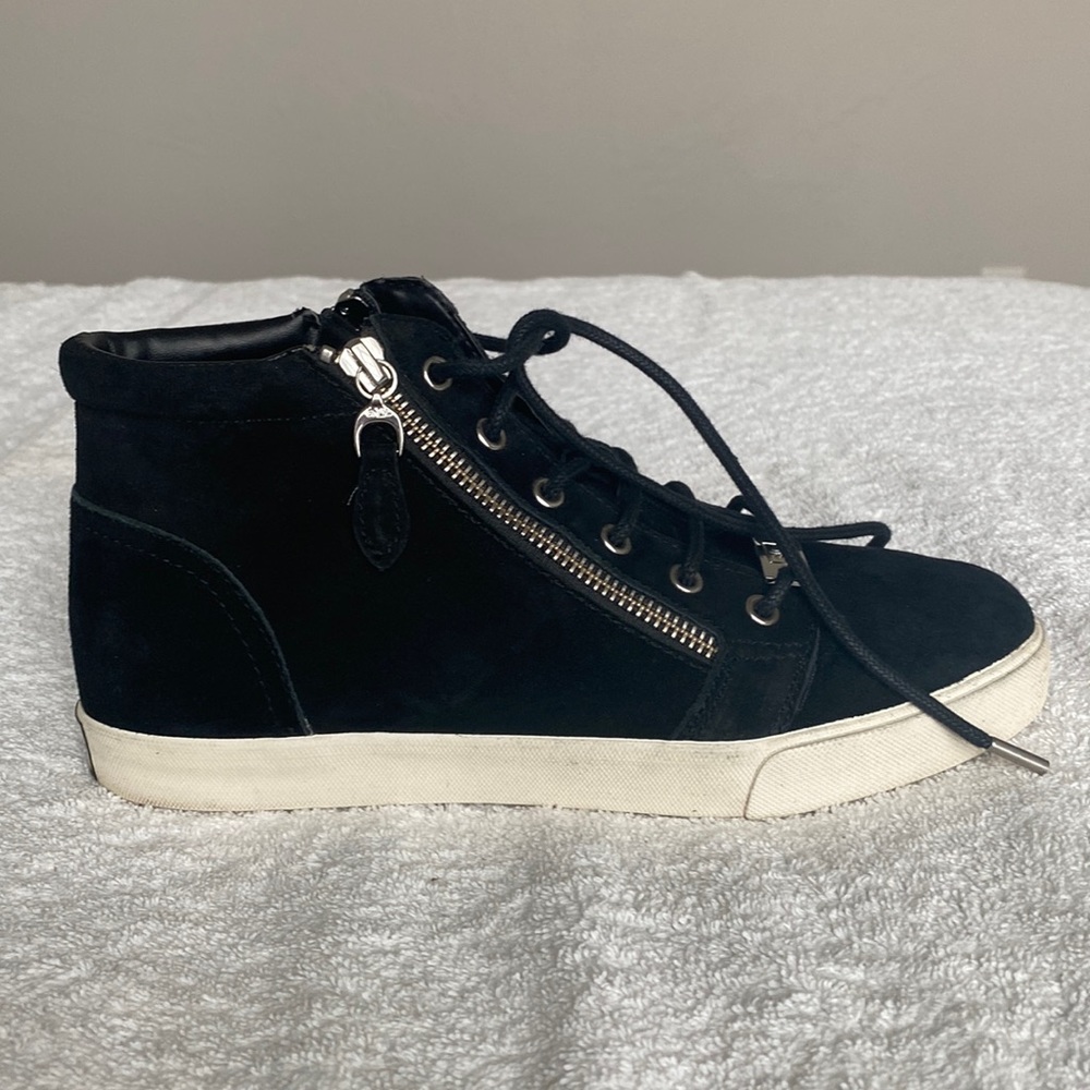 Ralph Lauren Women’s Shoe
